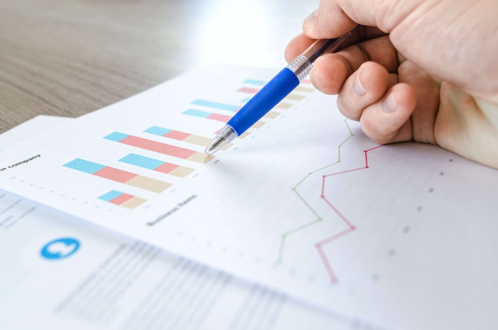 hand with graphs